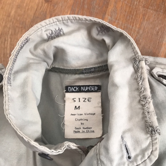 Back Number Jacket - Picture 3 of 3